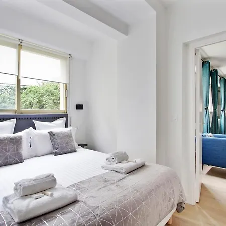 Trocadero/ Eiffel Tower - 3 Bedrooms- All New! Paris Exterior foto